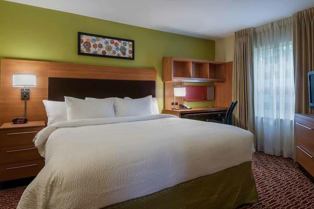 Towneplace Suites By Marriott Baton Rouge South Экстерьер фото
